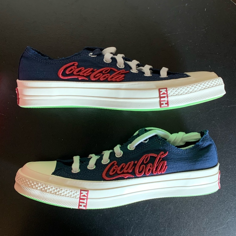 Kith x Coca-Cola x Converse Chuck 70 Low - Picture 2 of 7